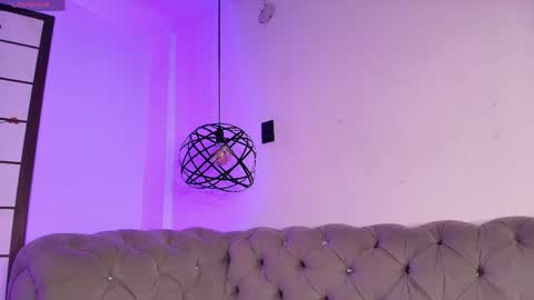 shadowlune online show from May 2026 08:14:02 PM