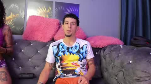 Snapshot of shadowlustt chatting on October 2025 12:50:01 PM shadowlustt online show from October 2025 12:50:01 PM