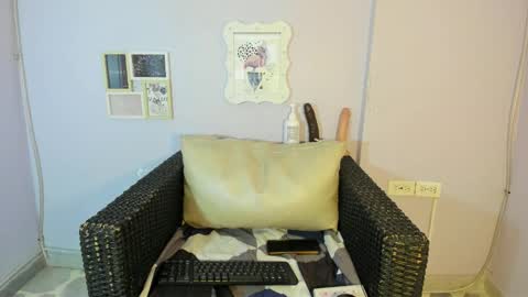 shaidy_scott online show from October 2025 03:07:01 AM