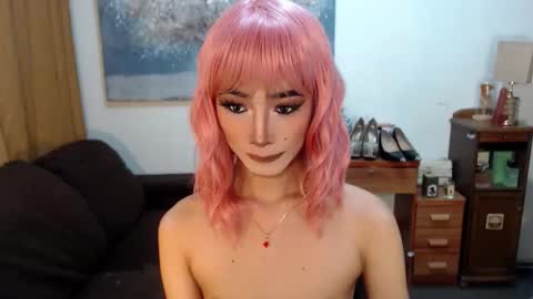 Snapshot of shaina_cummer chatting on February 2026 07:23:02 PM shaina online show from February 2026 07:23:02 PM