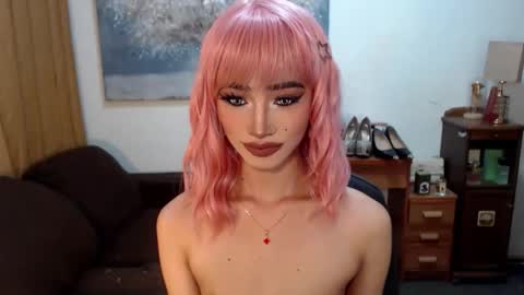 Snapshot of shaina_cummer chatting on February 2026 02:53:01 AM shaina online show from February 2026 02:53:01 AM