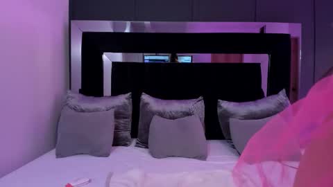 Snapshot of shaina_vasquez chatting on February 2026 05:17:01 AM Shaina Vasquez online show from February 2026 05:17:01 AM