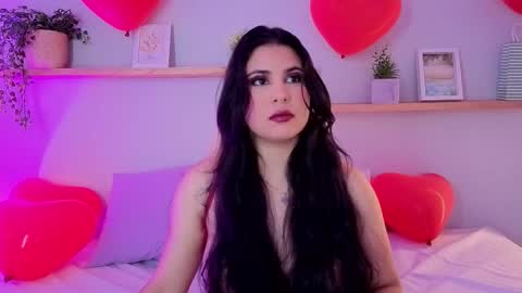 Snapshot of shainadavis chatting on February 2026 03:14:02 AM Shaina online show from February 2026 03:14:02 AM