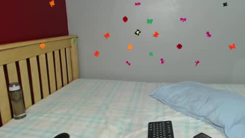 Snapshot of shaky396294 chatting on January 2025 08:37:01 PM shaky xxx online show from January 2025 08:37:01 PM