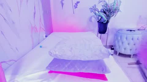 shalomexotic online show from July 2026 02:13:01 PM
