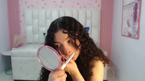 Shalon  online show from September 2025 01:11:02 PM