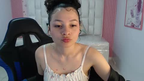 Shalon  online show from September 2025 01:27:02 AM