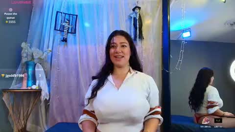 shalyn_lux online show from October 2025 03:28:02 AM