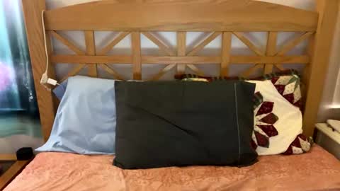 Shaman Woman online show from March 2026 07:49:02 PM