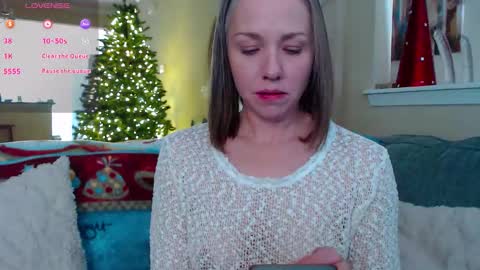 Shalynn online show from December 2025 05:18:02 PM