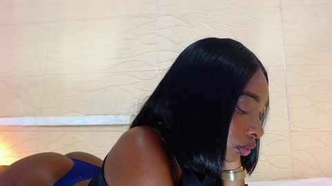 Snapshot of shamira_moore chatting on December 2024 10:01:02 PM Catalina online show from December 2024 10:01:02 PM