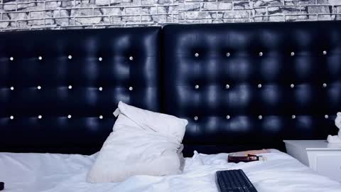 Snapshot of shamira_moore chatting on January 2025 04:46:02 PM Catalina online show from January 2025 04:46:02 PM