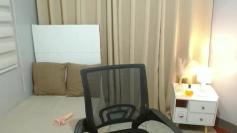 Snapshot of shanaiamiraclets chatting on January 2026 06:18:02 AM miraclets online show from January 2026 06:18:02 AM