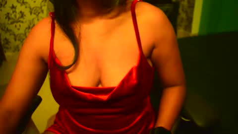 Snapshot of shanaya_indian chatting on November 2025 02:17:02 PM shanaya indian online show from November 2025 02:17:02 PM
