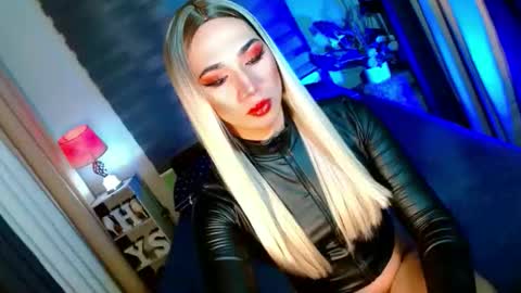 MISS SHANE online show from October 2025 06:38:02 PM