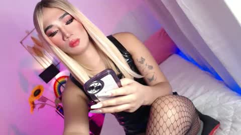 MISS SHANE online show from April 2026 02:40:02 AM