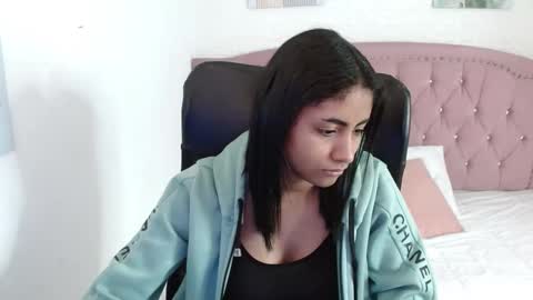 shanelle online show from September 2025 03:07:02 AM