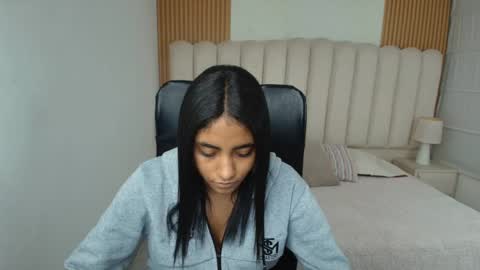 shanelle online show from March 2026 05:44:01 AM