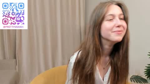 Snapshot of shanellwreath chatting on February 2026 07:04:01 PM me name is Mia online show from February 2026 07:04:01 PM