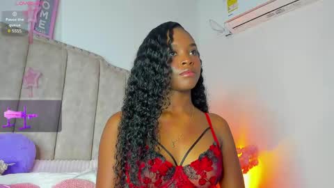 Shanel online show from April 2026 01:35:02 PM