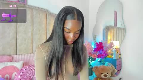 Shanel online show from May 2026 01:51:02 PM