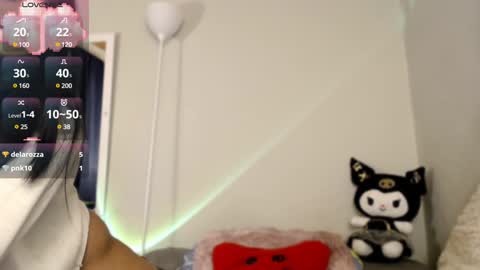 Snapshot of shani_broks chatting on December 2024 12:11:01 AM Hi im Shani your dreams came true 3 online show from December 2024 12:11:01 AM