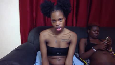 Snapshot of shania_sleigh chatting on December 2024 11:26:02 PM shania_sleigh online show from December 2024 11:26:02 PM