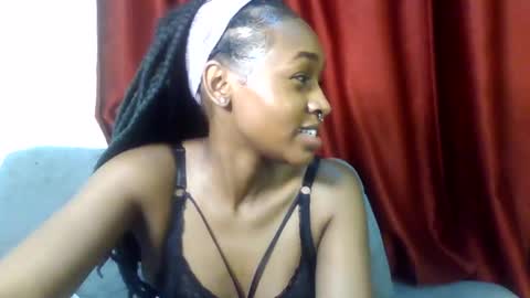 shania_sleigh online show from April 2026 02:14:01 PM