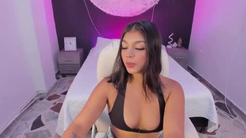 ShaniaDaniels online show from September 2025 09:25:01 PM