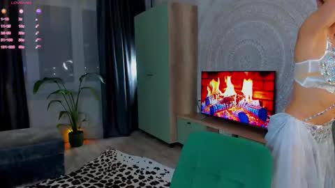 Snapshot of shanita_aura chatting on March 2026 04:45:02 PM Hi Im Shanita or Mistress online show from March 2026 04:45:02 PM