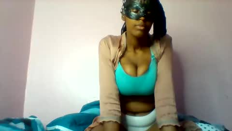 shanizz online show from February 2026 06:37:02 PM