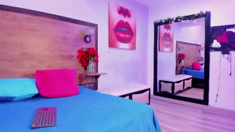 shannawells online show from July 2026 12:45:02 PM