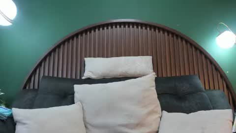 shannel__queen online show from July 2026 08:24:02 PM