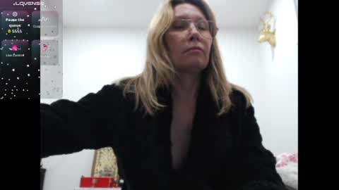 Shannon07 online show from June 2026 01:08:01 AM