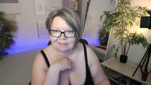 Shannon online show from June 2026 07:23:01 AM