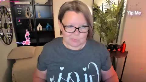 Shannon online show from July 2026 07:03:01 AM