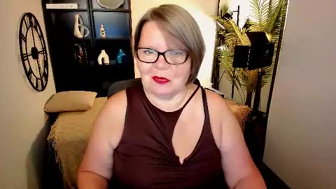 Shannon online show from July 2026 01:14:02 PM