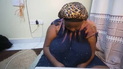 shanny_123 online show from November 2025 01:17:01 AM