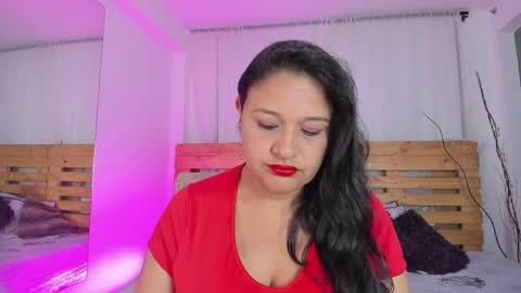 Shantal online show from May 2026 12:34:02 PM