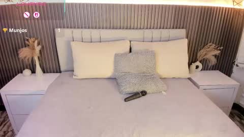 SHANON online show from October 2025 07:14:02 PM