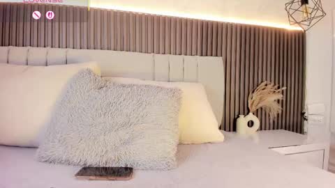 SHANON online show from October 2025 07:25:02 PM