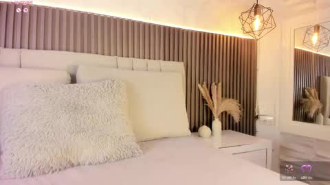 SHANON online show from October 2025 07:14:02 PM