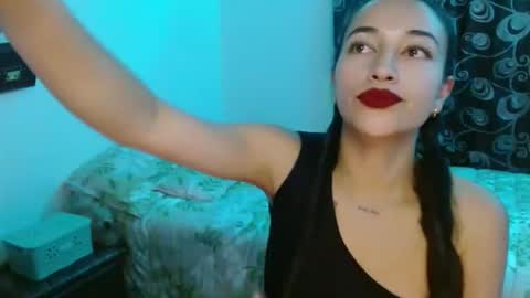 Snapshot of shantal_d03 chatting on January 2025 02:02:01 AM shantal_d03 online show from January 2025 02:02:01 AM