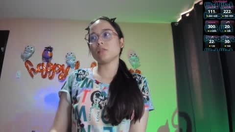 Cat-FOLLOWME and we talk IGshantal cerezo online show from October 2025 09:42:01 PM