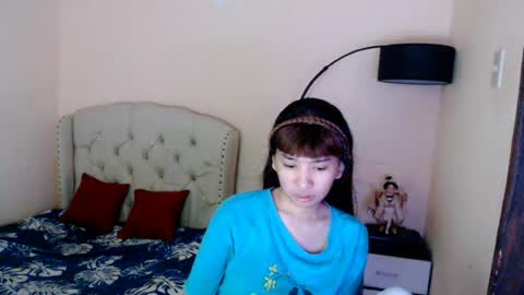 SHANTA FOX  s online show from June 2026 11:47:01 PM