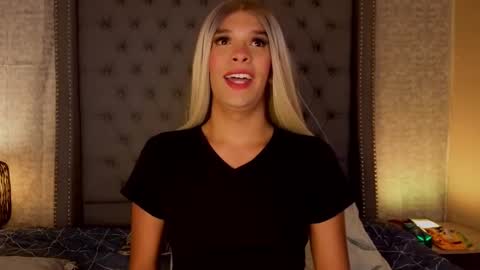 Shantal Jones online show from September 2025 08:53:02 PM