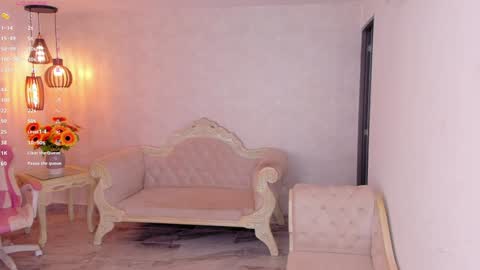 ShantallKnowles online show from November 2025 11:31:02 AM