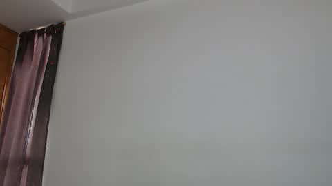 sharickleon11 online show from October 2025 09:02:02 PM