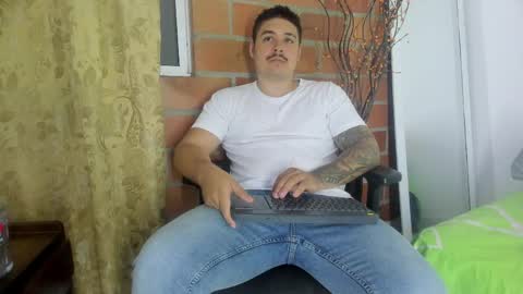 jhon deibyd online show from May 2026 05:58:01 AM