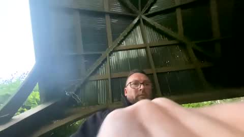 Sharksboy online show from December 2024 03:46:02 PM